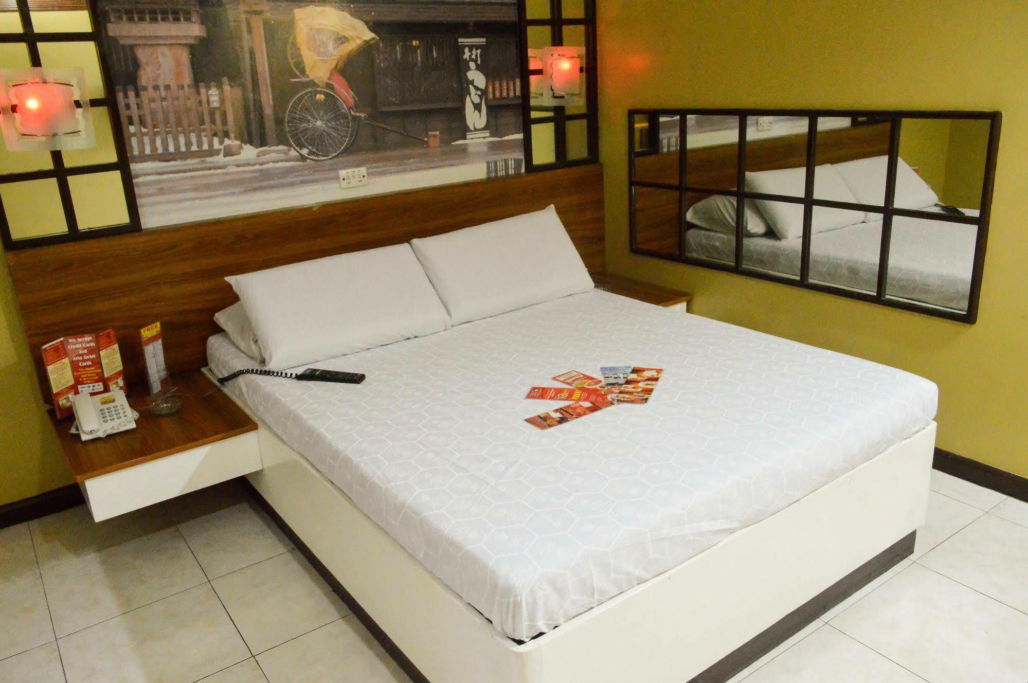 Hotel Sogo Avenida Manila Kültér fotó